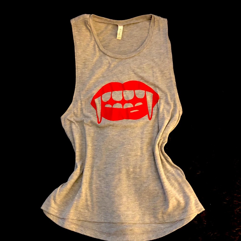 Graphic Muscle Tee Gray Size L